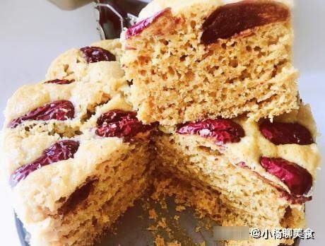  红糖发糕正宗做法，只需一次发酵，发糕松软绵密，健康营养不添加