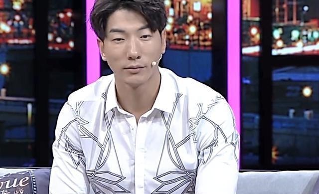 张亮苦心经营多年的“好爸爸”人设崩塌,他该何去何从