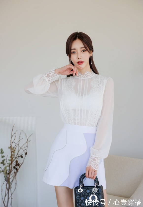 时尚|女神孙允珠高清时尚搭配：夏雪螺旋纽花透明冰晶纱纺裙