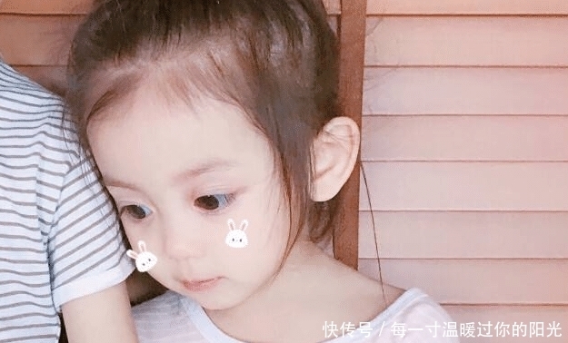 希望|做母亲的同情婴儿,预先就对孩子的希望有所准备,不是等着他要求