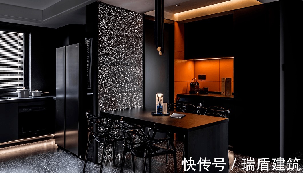 水泥板|120㎡简约高级黑，这样设计超有范！