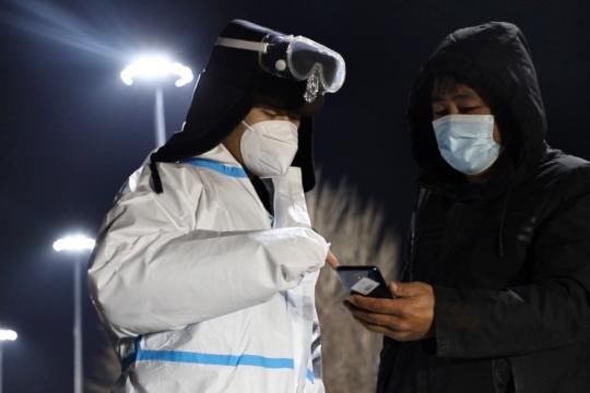 工程师|“再冷也要坚持”——记者夜访哈尔滨疫情防控一线
