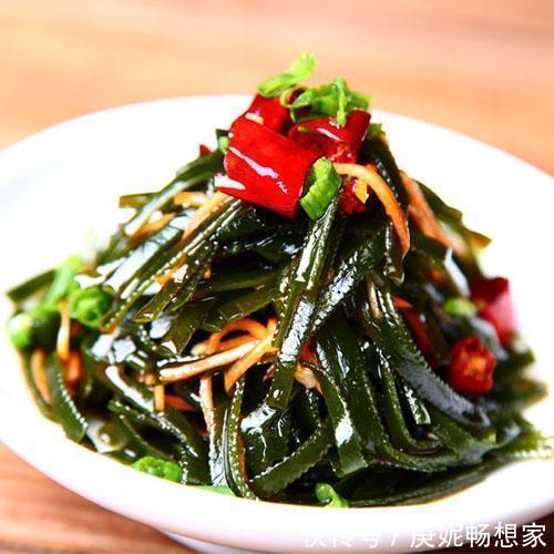 美食推荐蒜泥猪耳，酸辣海带丝，宫保三丁，糖醋排骨的做法