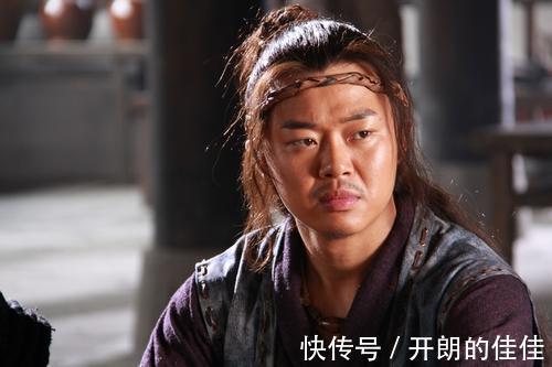 梁山好汉!水浒他堪称三朝元老,排名远不及林冲李逵宋江面目早被他看穿