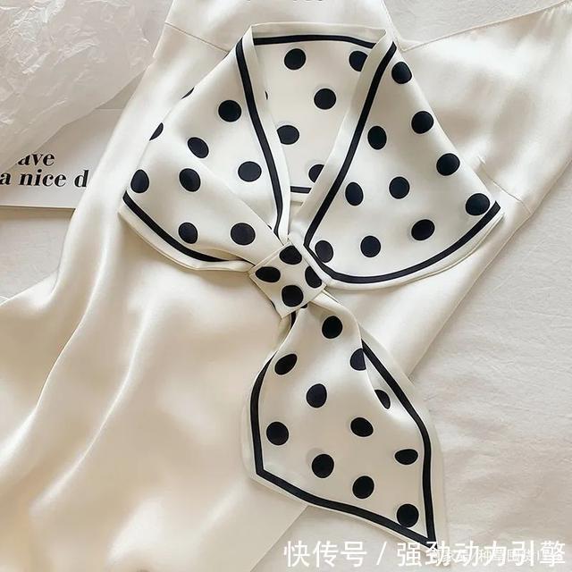 秋天毛衣、外套这么搭,太太太高级!