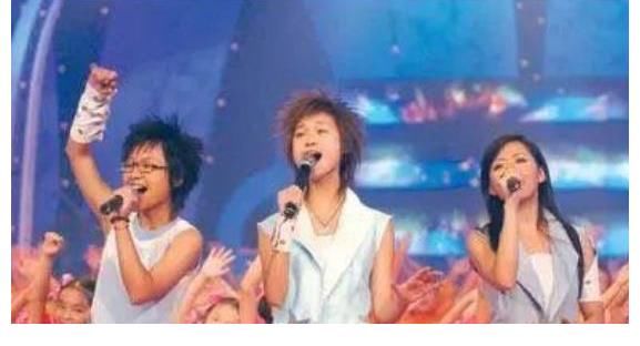 看過來！李宇春and周筆暢，05屆超女才是選秀天花板