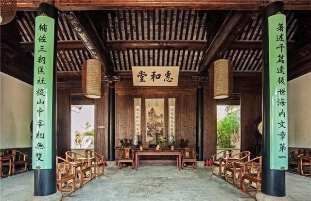 被王阳明视为“完人”,唐伯虎赞为“山中宰相无双”的人是谁