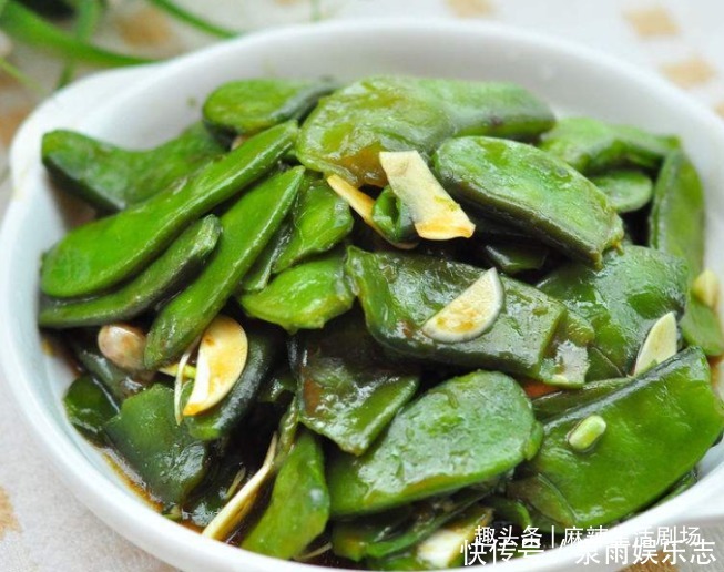 把扁豆放|我家一年吃几十斤,清脆鲜嫩,赶走湿气,家人常吃脾胃好