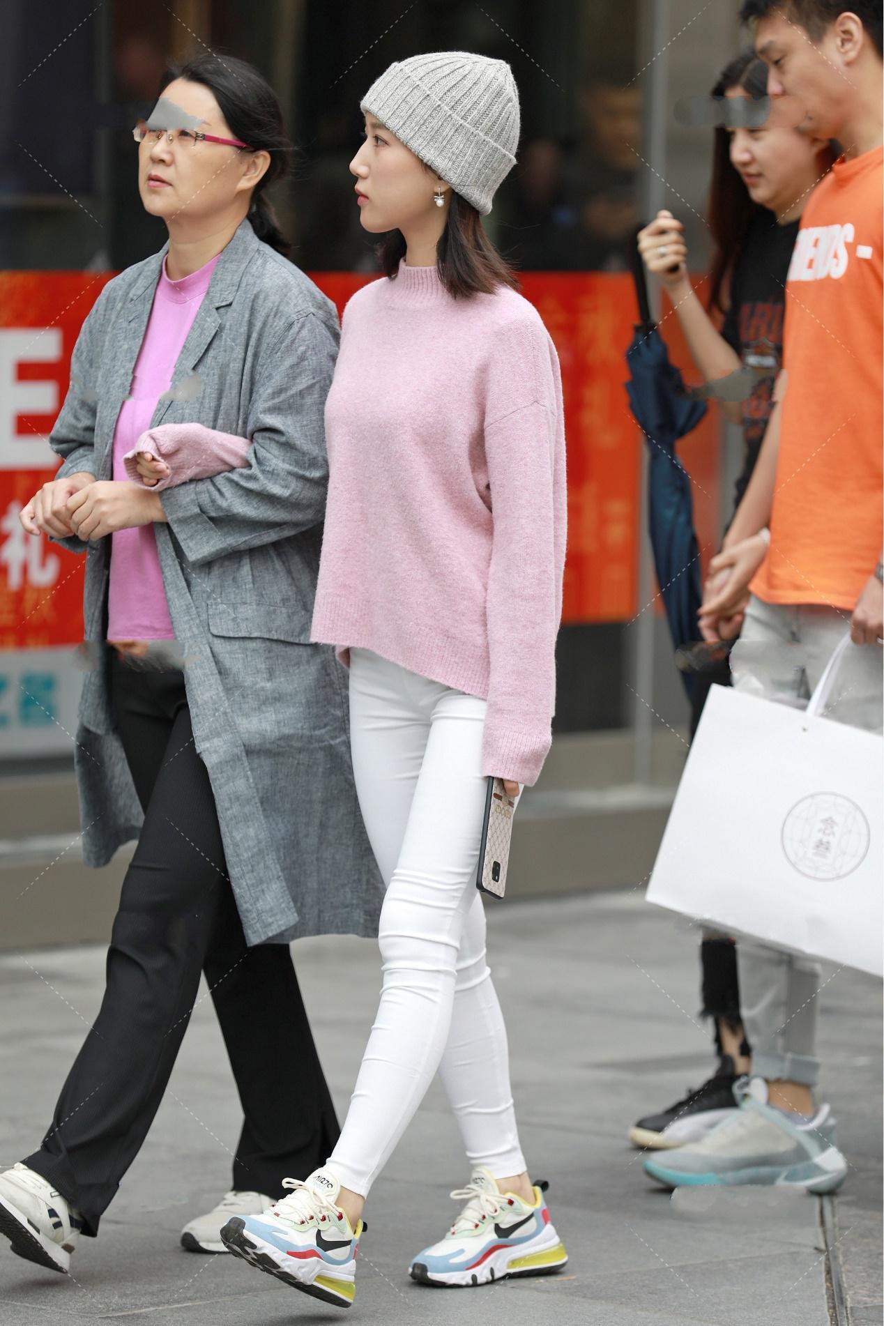 裤子|毛衣加裤子, 保暖又时尚的穿搭, 配上帽子时髦感十足