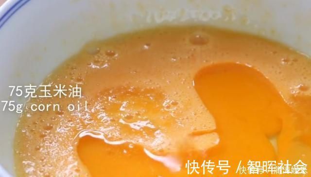 用3个鸡蛋做的小零食,香甜酥脆,平底锅就搞定,比买的还香