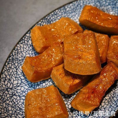 黄油烤南瓜|让你停不下筷子的蘑古力黄油烤南瓜