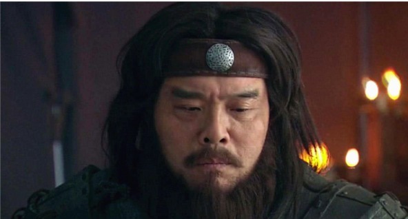 仇人|刘邦建国后，处死1恩人封赏1仇人，换来汉朝上百年的国泰民安