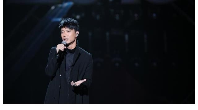 刚成为“好声音”导师,就能培养出冠军学员,为何李克勤这么成功