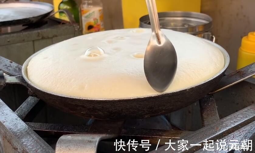 煮鸡蛋|“鸡蛋”这样做太香了，5个鸡蛋放锅里煎，出锅比蛋糕还松软好吃！