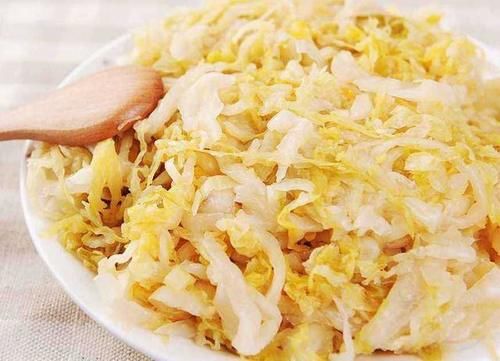 稳定血糖|吃核桃真的可以降血糖？想要稳定血糖，这2种食材少吃一点是一点