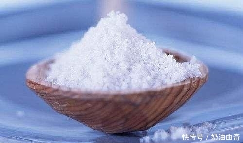 复发|数亿只螨虫爬上身导致背后痘痘频发，3个方法解决，很难复发