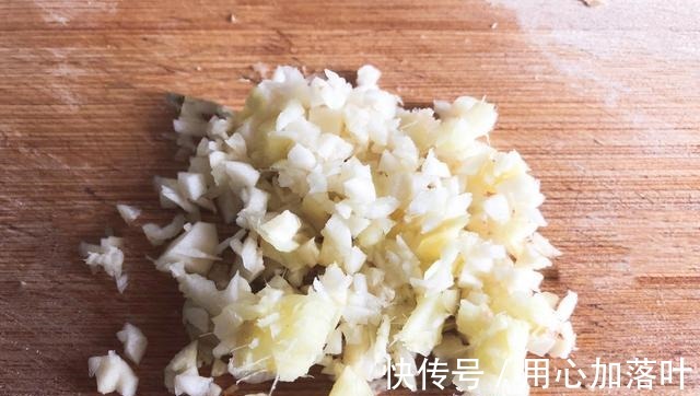 十三香|天冷孩子肠胃弱,多蒸这菜给他吃,助消化,强免疫,营养足长高个!