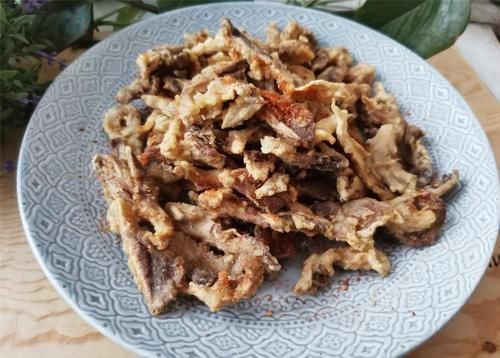  元旦家宴，下面下做法，吃着口感像肉，大人小孩都爱吃