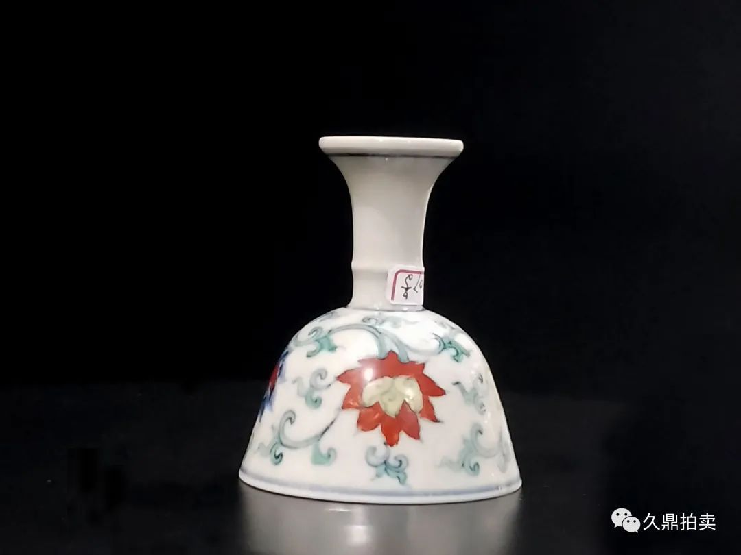 大明成化!「精品赏析」大明成化 斗彩 花卉高脚杯