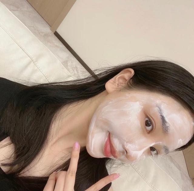 海藻|脸上毛孔粗大有什么方法修复?这几个小技巧,简单在家就能做!