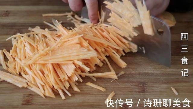 红薯鸡蛋|红薯里加3个鸡蛋,实在太香了,给肉都不换,每次上桌瞬间抢光