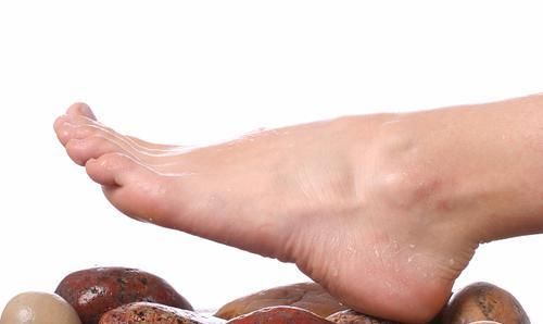 偏高|血脂高不高，看脚就知道，四个方法让你血管畅通