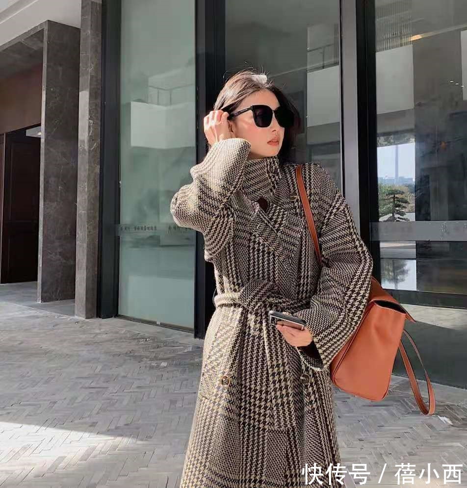 要点 人人都有的呢子大衣,怎样穿搭才“出彩”?这2个要点很关键