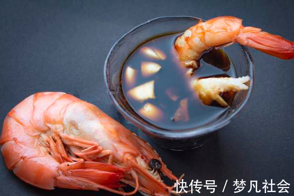 小龙虾|白灼虾用水煮就错了,试试不放一滴水,做出来Q弹鲜嫩无腥味