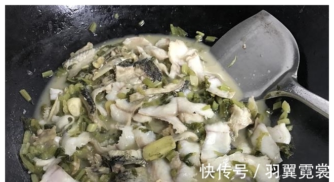 黑鱼|黑鱼这么做，鲜美嫩滑，开胃又下饭，比酸菜鱼还好吃