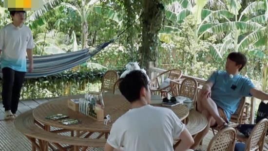 南極|黃磊提前透露《向往》下一季錄制地點(diǎn),張子楓何炅一臉拒絕