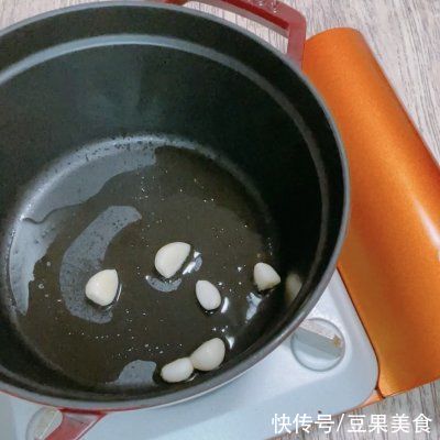 番茄|无水双茄肉丸锅「可做汤，可做盖饭」