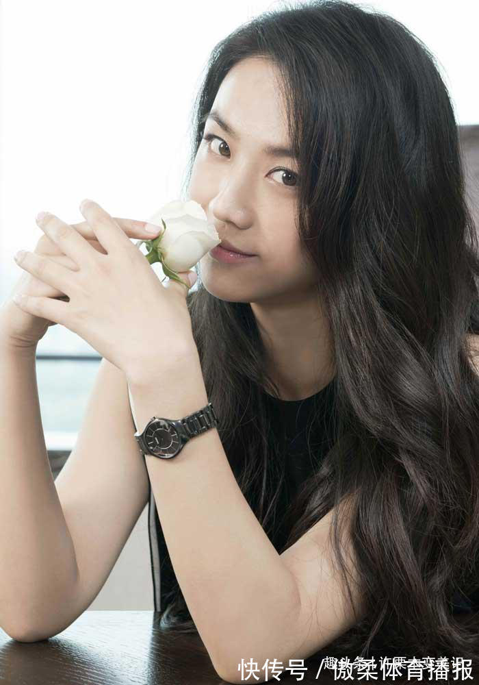 风格@女人戴“手镯”还是“手表”好看?三个理由告诉你,戴错很尴尬!