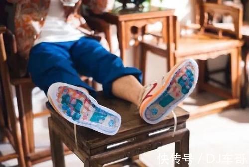 nike 斗牛资讯丨新版“死亡之吻”发售日确定！各位盯死 JUICE 吧！