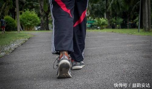 男人|男人经常失眠，怎么做能睡个好觉？4个妙招或能派上用场