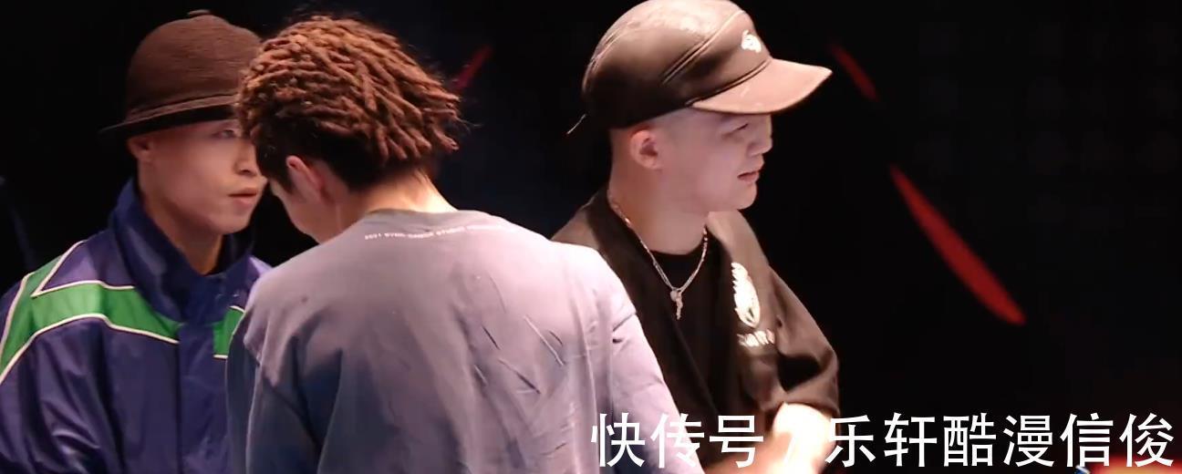 《街舞4》總決賽布布再度成為“陪跑王”還在同個地方跌倒兩次