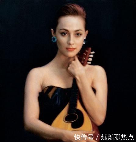 写实主义&陈逸飞笔下的肖像绘画,比冷军的更有韵味,写实性更强