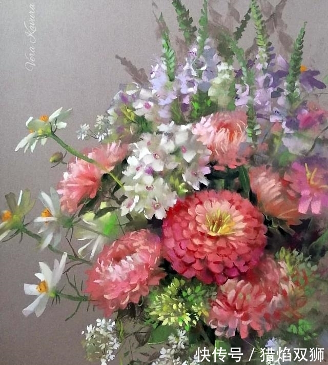 粉画#他可以赋予花卉作品不同的质感,那种柔和自美,赏心悦目!