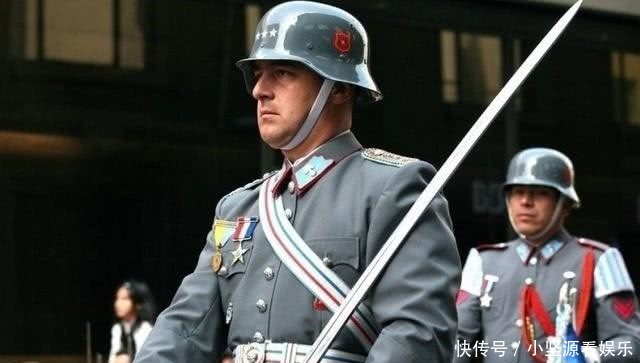 此人|另一个希特勒?德军战败后,此人又建立了一个德国,连军装都一样