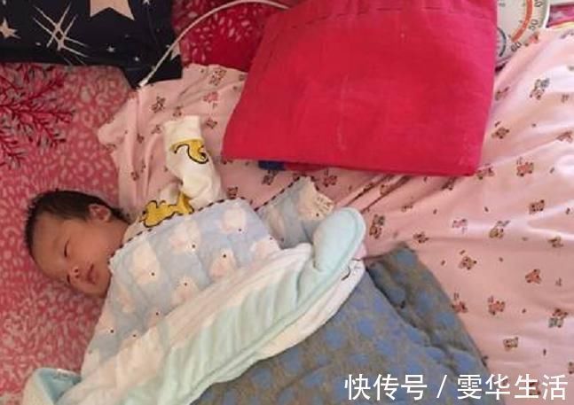 绿豆枕|宝宝睡觉时发生这3种行为,父母要注意了:娃想要睡枕头了!