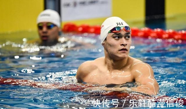 体坛|他俩到底干啥了网友对其褒贬不一,媒体评价“自恋、无知”