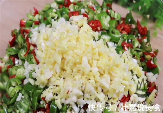 腌辣椒季节到了，大厨教你这样做，开胃又下饭，吃一年都不怕坏