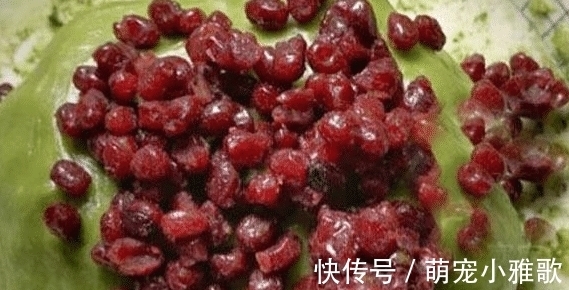 自从学会了做这个,我家没少吃,蒸熟加一物一拌,又糯又甜,好吃