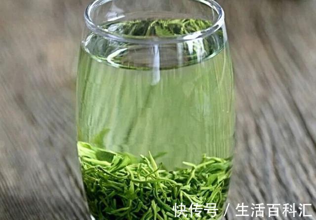 丝瓜|湿气重的人注意，4种食物经常吃，或助你排出湿气，远离大肚腩