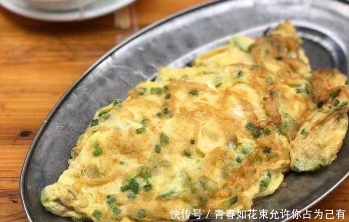 广西最霸气的牛杂大排档,一天卖几百斤牛杂,楼上楼下几百人同时吃