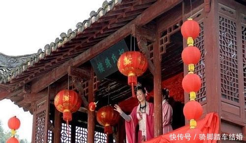 千金|富家千金出对联招夫婿,一落魄书生对出绝妙下联,最后他人财两得!