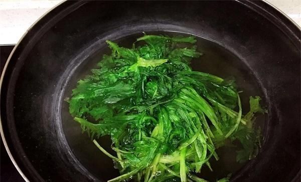 粗粮细吃的菜团子,皮薄馅大,不用和面,吃再多也不会长肉