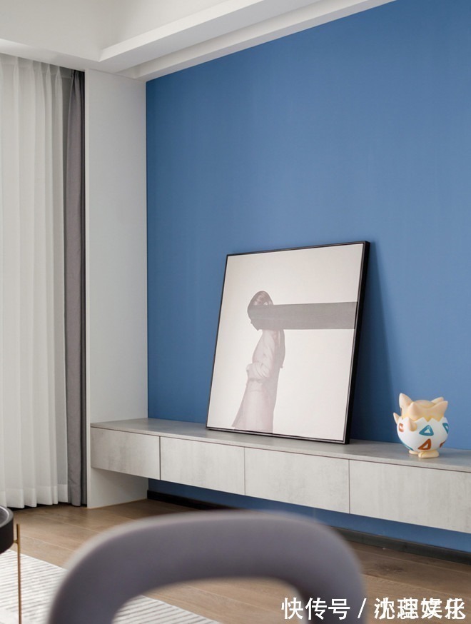 背景墙|看她家的配色,像吃了一口甜而不腻的糕点~