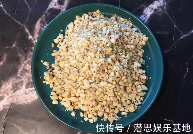 三黑粉|天冷了,多吃这“三黑”,不仅头发长得又浓又密,而且气色很好