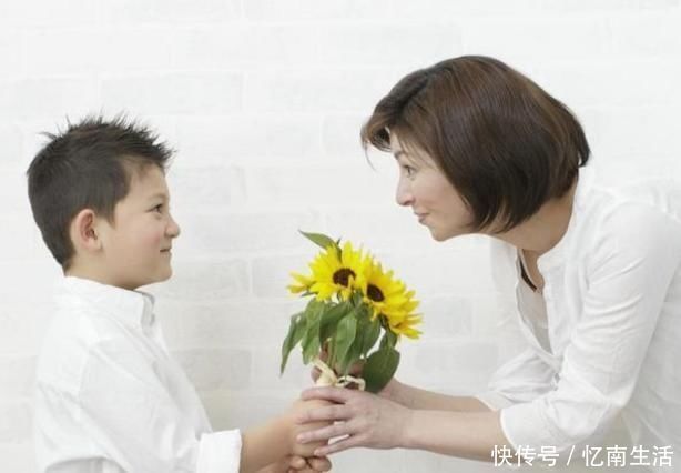 小朋友|上小学前,家长要“逼”孩子做到这3件事,能让他少受欺负