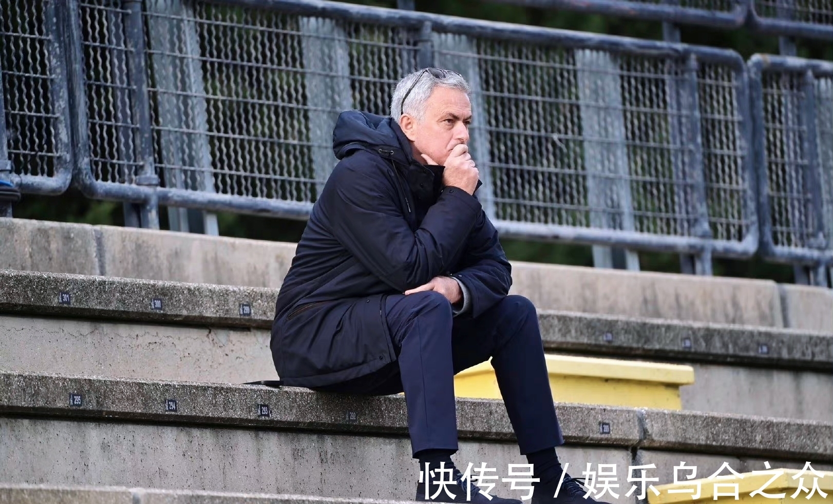 意甲|穆里尼奥:15场比赛输了7场,4名裁判被处罚,你问我为什么不开心